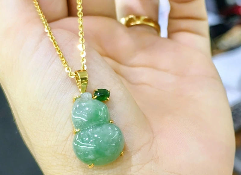 Theo phong thủy ngọc giúp lọc năng lượng, bảo vệ người dùng khỏi tiêu cực