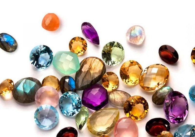 Tìm hiểu về ngọc nhân tạo