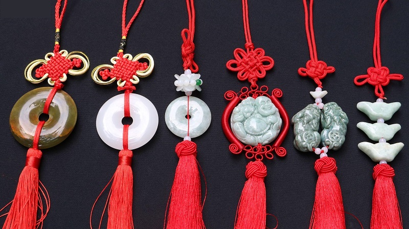 Dây treo xe ô tô bằng ngọc