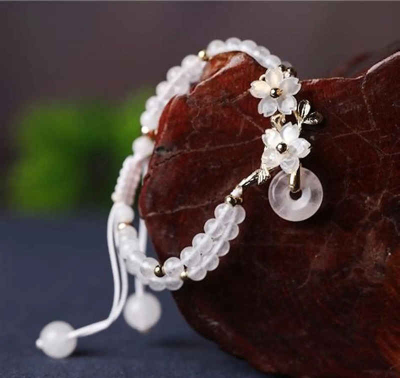 Vòng tay Bạch Ngọc đẹp tinh tế