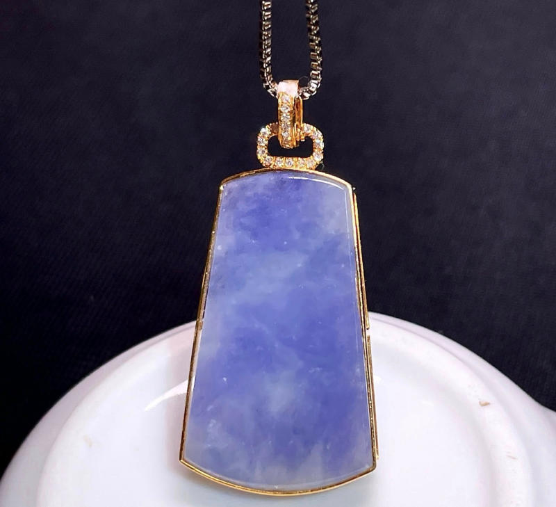 Phương Tây cổ đai xem ngọc là tín vật bảo hộ tâm linh