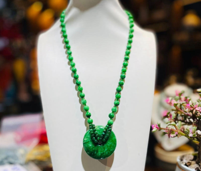 Ngọc giúp doanh nhân chiêu tài lộc và thịnh vượng