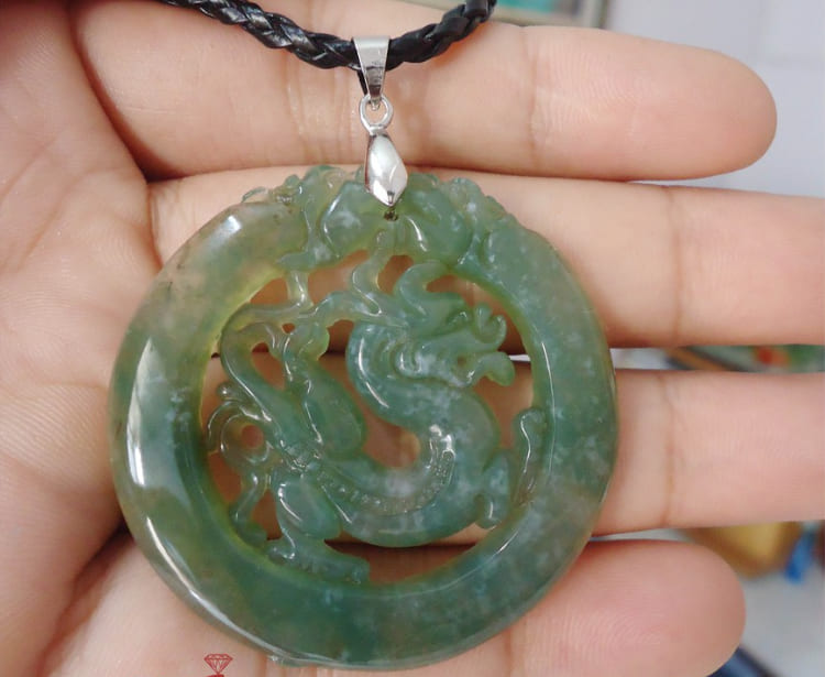 Phong cách trang sức ngọc theo phong thủy tâm linh